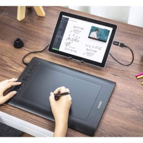 TABLET GRAFICZNY HUION H610 PRO V2 Z PIÓRKIEM RYSIKAMI I UCHWYTEM PH03