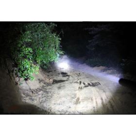 LATARKA KIJ BEJSBOLOWY LED CREE XM Q5 Z AKUMULATOREM 6800MAH CZARNA