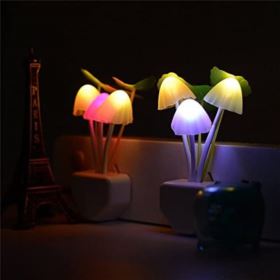 LAMPKA NOCNA Z CZUJNIKIEM ZMIERZCHU GRZYBY