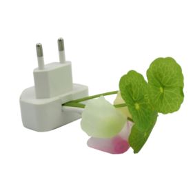LAMPKA NOCNA Z CZUJNIKIEM ZMIERZCHU GRZYBY