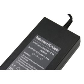 ZASILACZ ŁADOWARKA 19V 9,5A 4-PIN TOSHIBA