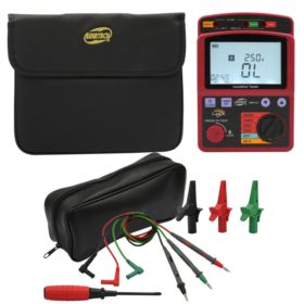 TESTER REZYSTANCJI IZOLACJI BENETECH GM3123 Z AKCESORIAMI I TORBĄ