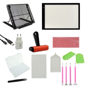 DESKA KREŚLARSKA LED A4 PODŚWIETLANA LIGHT PAD Z AKCESORIAMI