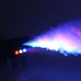 MASZYNA DO DYMU LED-500 Z 3 DIODAMI LED I PILOTEM + PŁYN 1 LITR